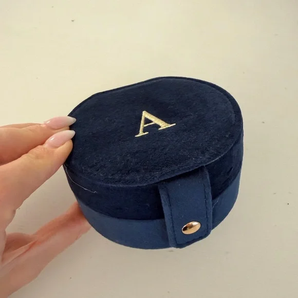 Jewelry Box - Picture 4 of 6